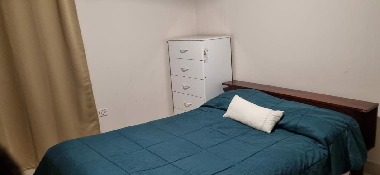 Casa Con Piscina Y Parque En , Zona Aeropuerto Holiday home *